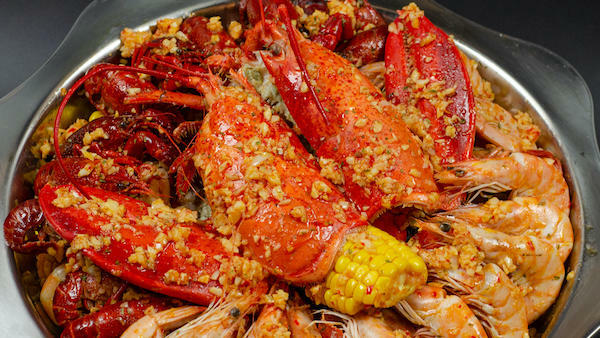 Lobsters Pot